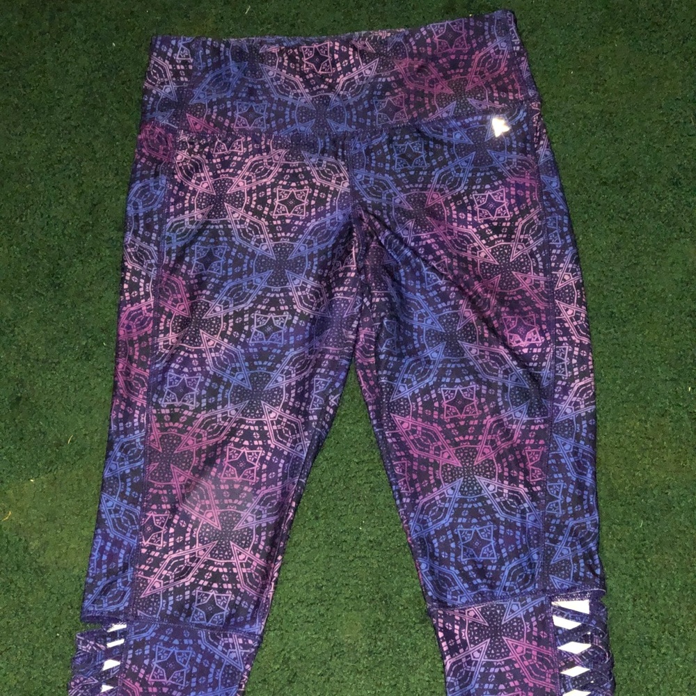 Danskin HIgh Rise Ombré Capris Leggings
